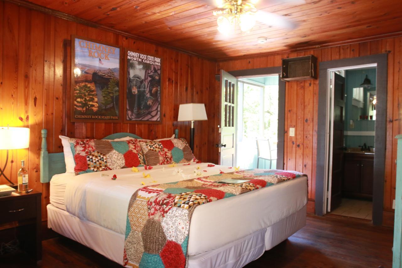 Riverside Lodge At Чимни Рок Екстериор снимка